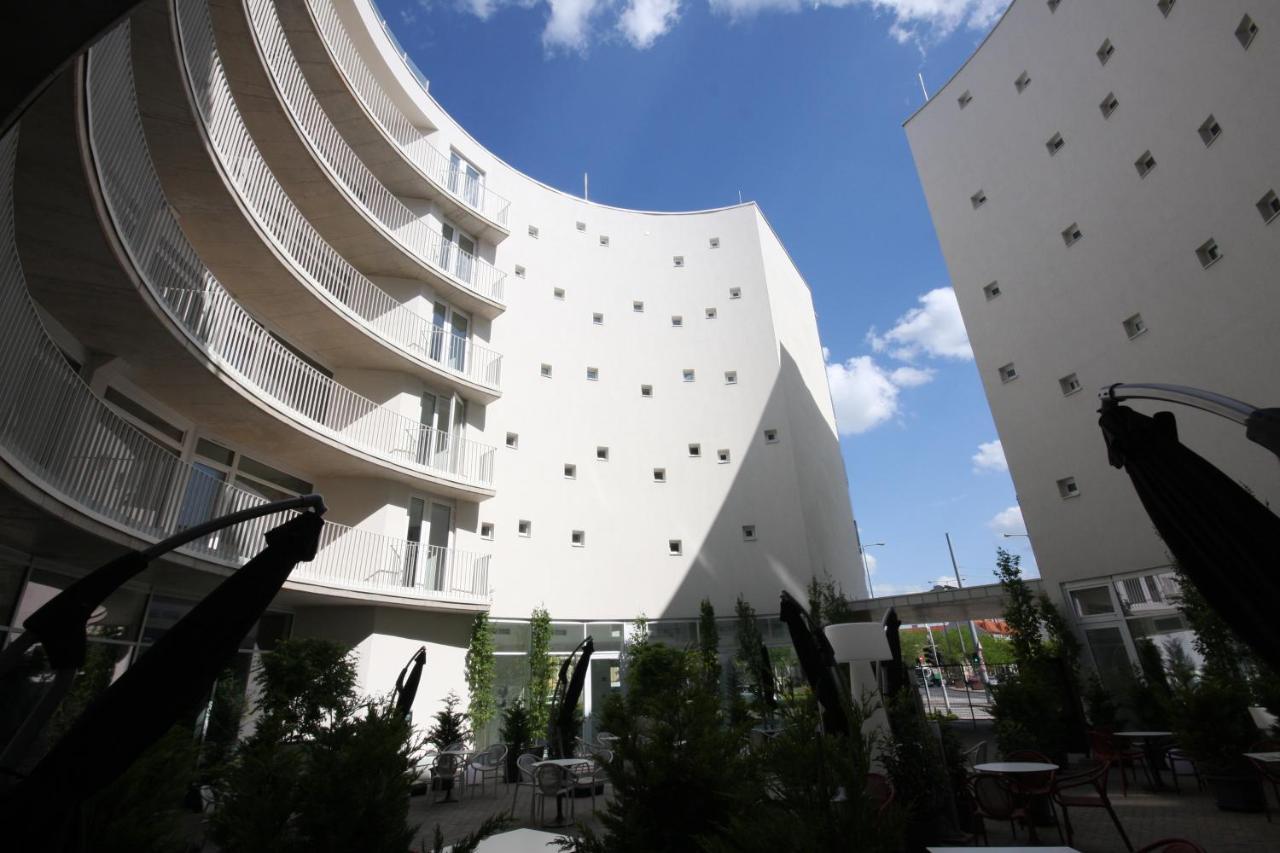 Parizs Garden Apartments Debrecen Exterior foto